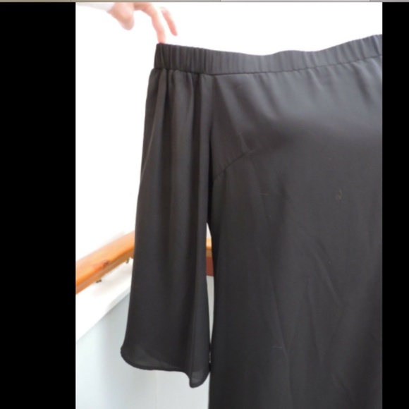 NWT $139 CHELSEA28 BLACK OFF SHOULDER BELL SLEEVE CHIFFON LBD DRESS M - Picture 3 of 7